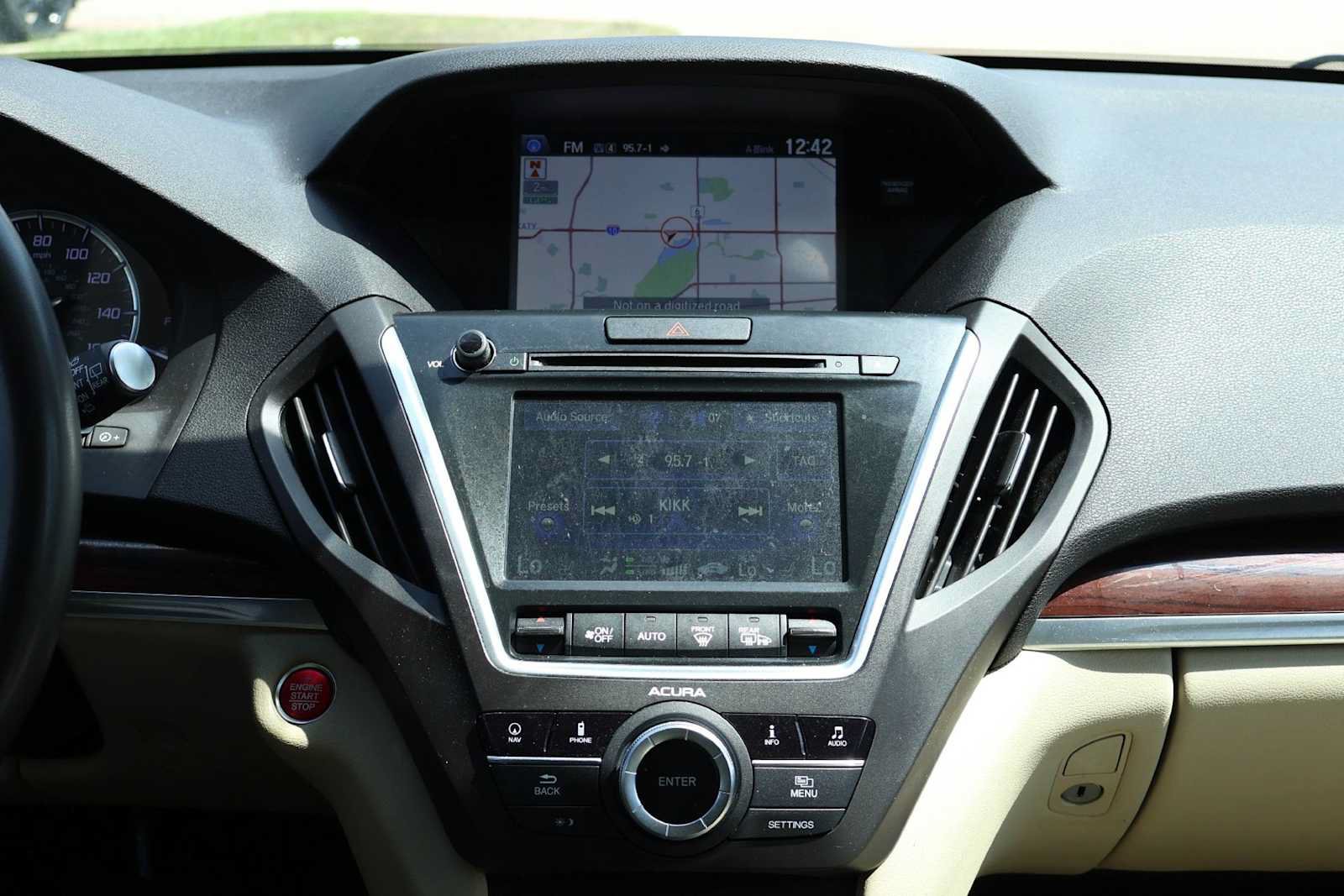Used 2014 Acura MDX w/ Technology Package FWD image 16