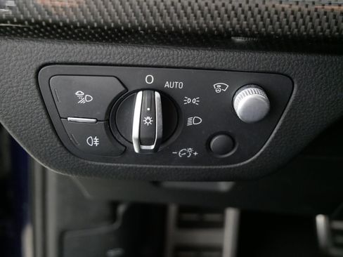 Used 2020 Audi SQ5 Prestige image 26