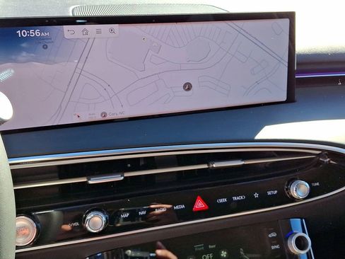 Used 2026 Genesis GV70 2.5T image 14