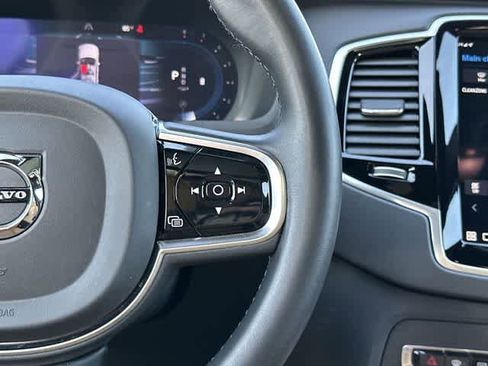 Used 2023 Volvo XC90 B6 Ultimate w/ Protection Package Premier AWD/4WD image 10