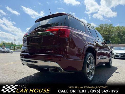Used 2018 GMC Acadia Denali w/ Technology Package AWD/4WD image 8