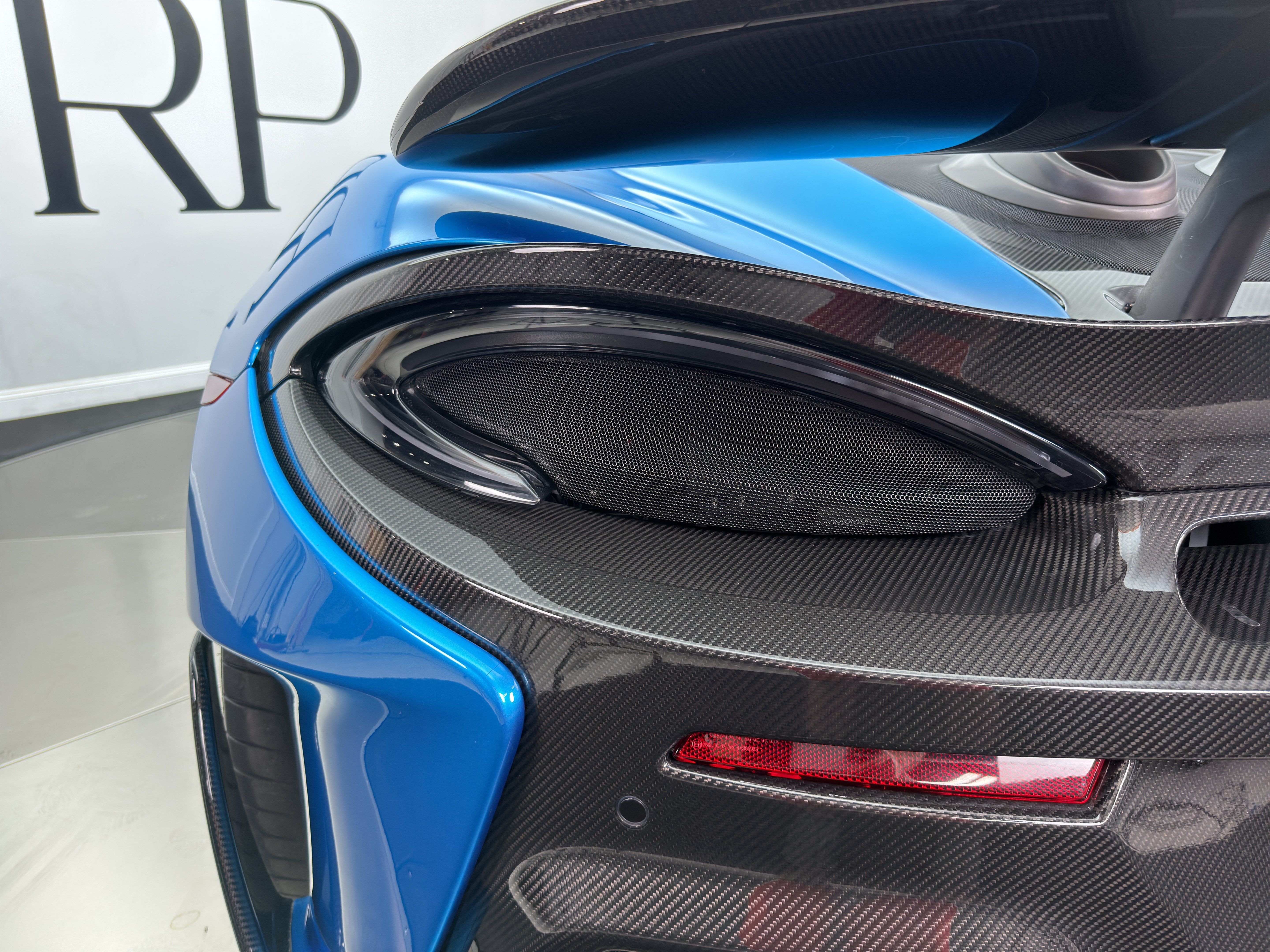 Used 2019 McLaren 600LT RWD image 12