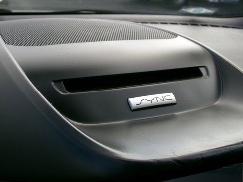 Used 2017 Ford Escape Titanium image 25