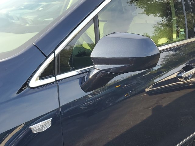 Certified 2017 Cadillac XT5 Luxury w/ Driver Awareness Package FWD image 12