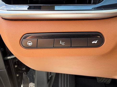 Used 2025 INFINITI QX60 Sensory w/ Vision Package AWD/4WD image 16