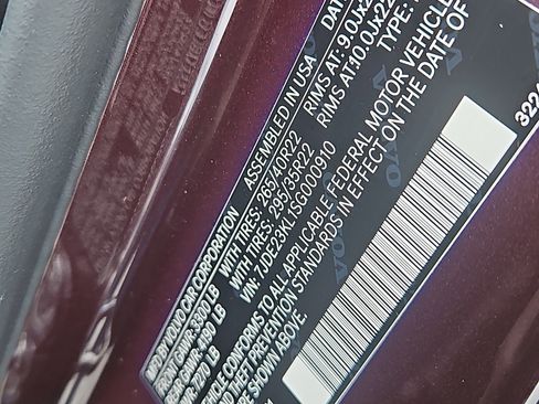 Used 2025 Volvo EX90 Ultra image 7