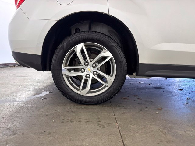 Used 2016 Chevrolet Equinox LTZ w/ Enhanced Convenience Package AWD/4WD image 12