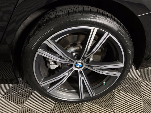 Certified 2023 BMW 330i xDrive Sedan w/ Premium Package AWD/4WD image 42