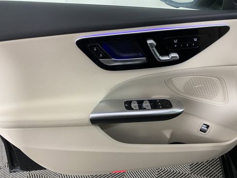 Certified 2025 Mercedes-Benz C 300 4MATIC Sedan image 11