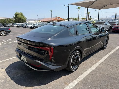 Used 2025 Kia K4 EX FWD image 11