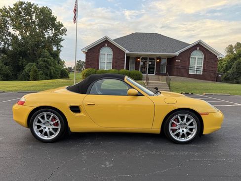 Used 2002 Porsche Boxster S RWD image 38