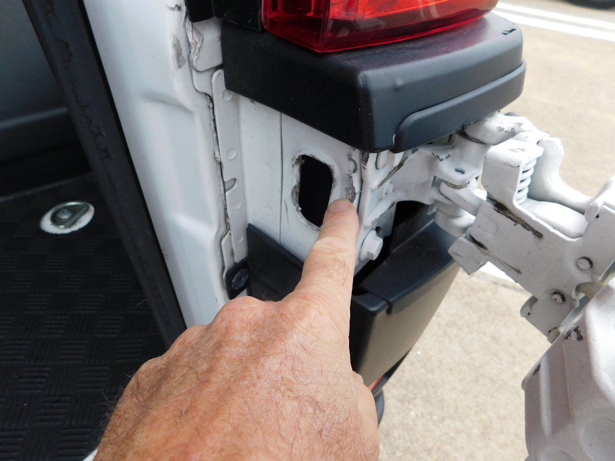 Used 2025 RAM ProMaster 2500 w/ U-Haul Equipment Group FWD image 31