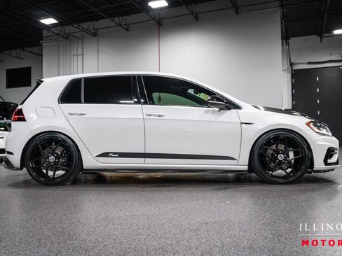 Used 2019 Volkswagen Golf R 4-Door AWD/4WD image 6