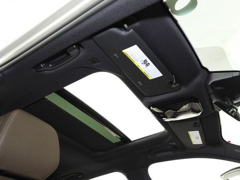 Used 2026 BMW 530i w/ Premium Package RWD image 18