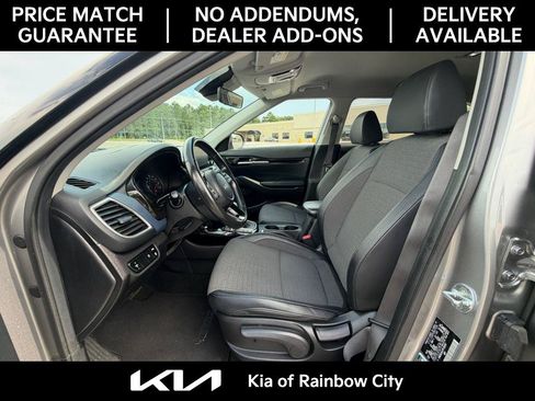 Used 2023 Kia Seltos S FWD image 11