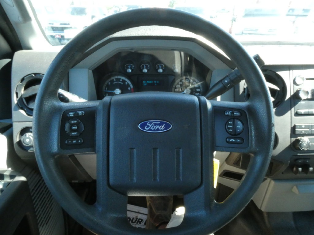 Used 2015 Ford F250 XL w/ Power Equipment Group AWD/4WD image 29