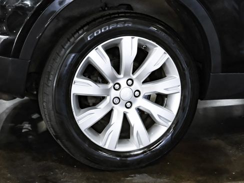 Used 2017 Land Rover Discovery Sport HSE Luxury image 51