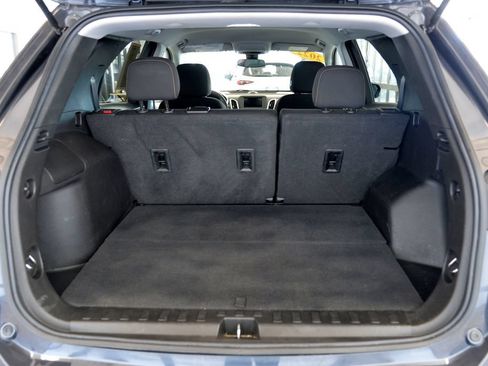 Used 2022 Chevrolet Equinox LT FWD image 29