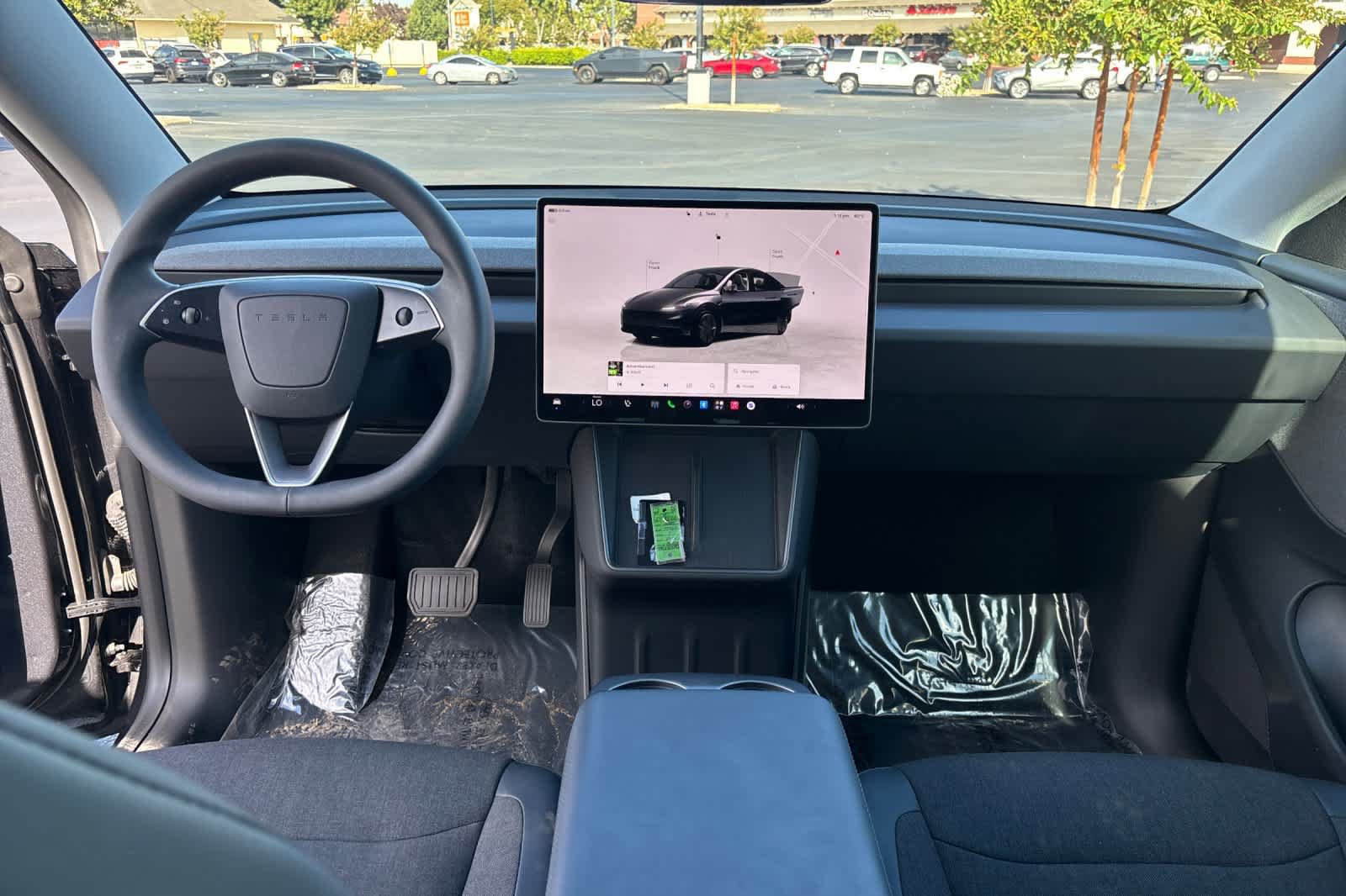 Used 2026 Tesla Model Y 2WD image 3