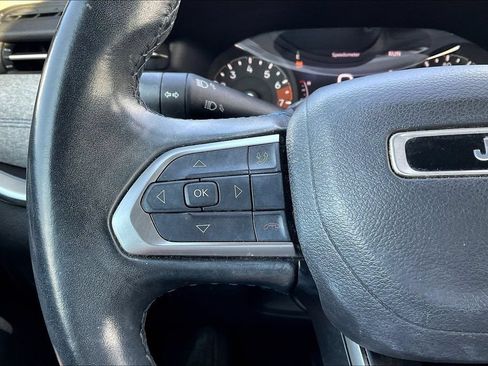 Used 2022 Jeep Compass Latitude w/ Convenience Group FWD image 10