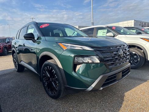 New 2026 Nissan Rogue SV image 3