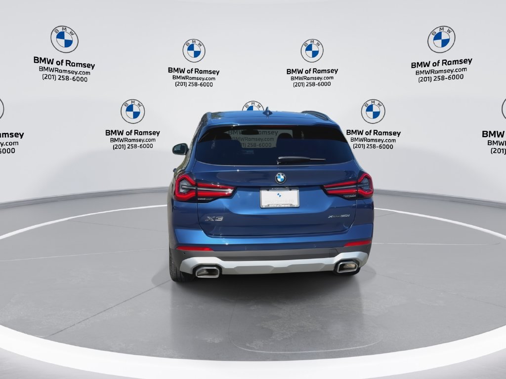 Used 2024 BMW X3 xDrive30i w/ Premium Package AWD/4WD image 7
