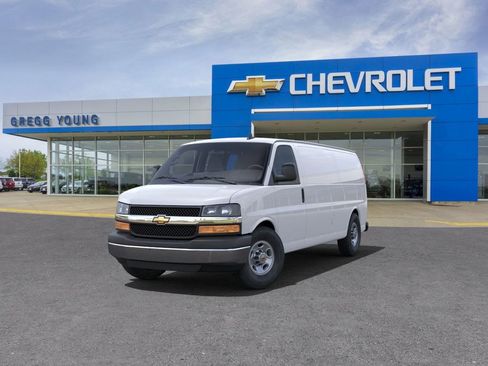 New 2025 Chevrolet Express 2500 Work Van w/ Driver Convenience Package image 9