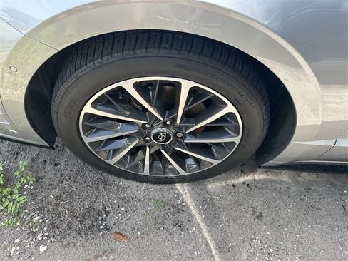 Used 2020 Hyundai Sonata Limited image 8