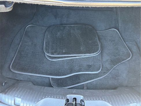 Used 2015 Jaguar XF Premium image 49