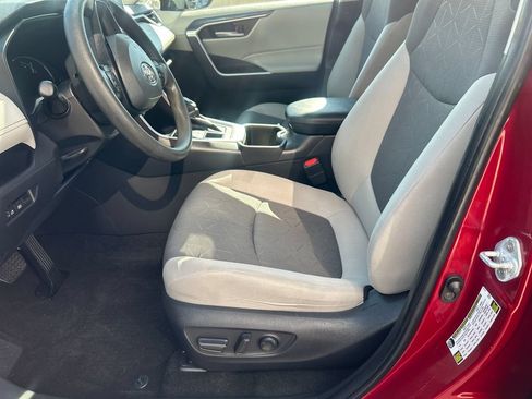 Certified 2023 Toyota RAV4 XLE AWD/4WD image 10