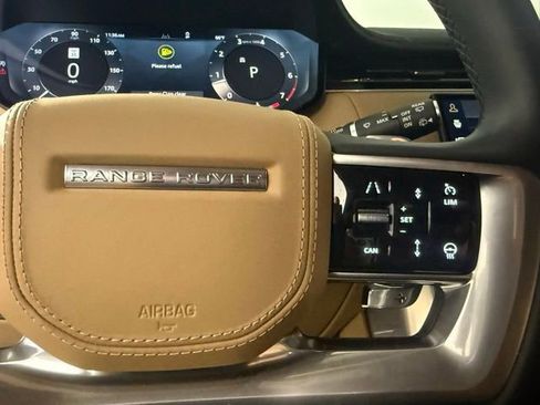 Used 2025 Land Rover Range Rover Long Wheelbase SE image 19