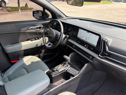 Certified 2025 Kia Sportage X-Line w/ Premium Package AWD/4WD image 8