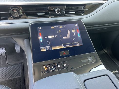 Used 2025 INFINITI QX80 Pure RWD image 28