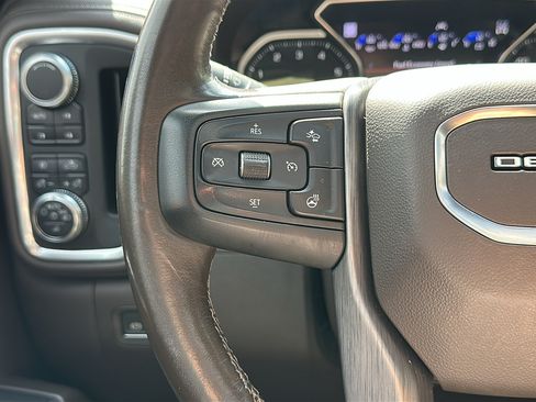 Used 2019 GMC Sierra 1500 Denali w/ Denali Ultimate Package AWD/4WD image 18