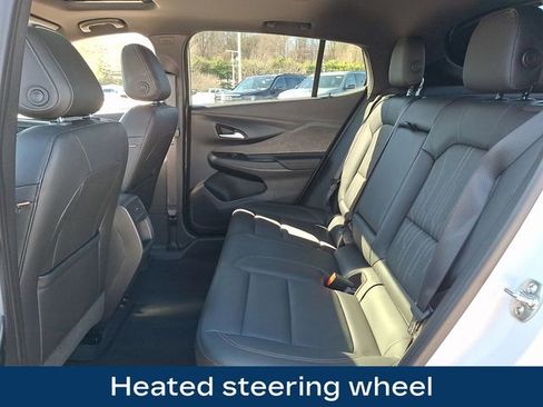 Used 2025 Buick Envista Avenir image 14