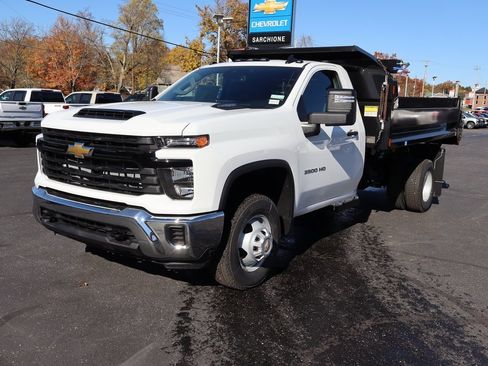 New 2025 Chevrolet Silverado 3500 W/T w/ WT Convenience Package image 28