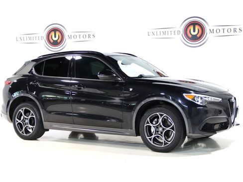 Used 2022 Alfa Romeo Stelvio Ti AWD/4WD image 6