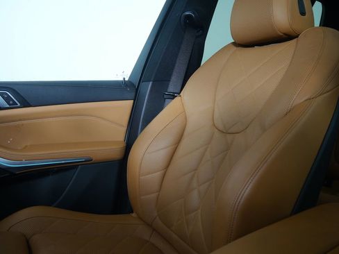 Certified 2023 BMW X5 sDrive40i w/ Parking Assistance Package image 18