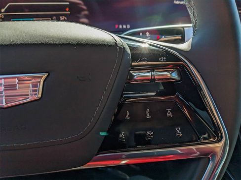 New 2025 Cadillac Escalade IQ Sport 2 image 31