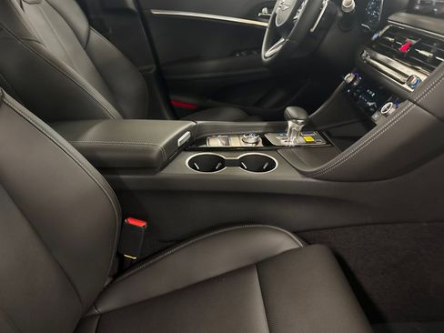 New 2026 Genesis G70 2.5T RWD image 15