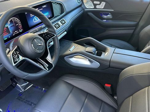 New 2026 Mercedes-Benz GLE 450e 4MATIC image 4