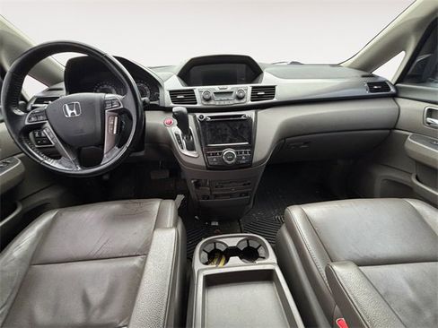 Used 2014 Honda Odyssey Touring Elite image 10