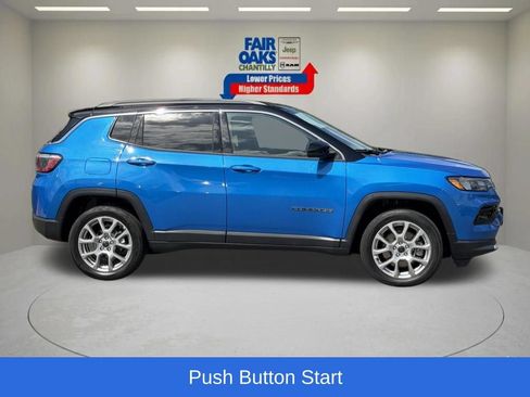 Certified 2025 Jeep Compass Limited AWD/4WD image 6