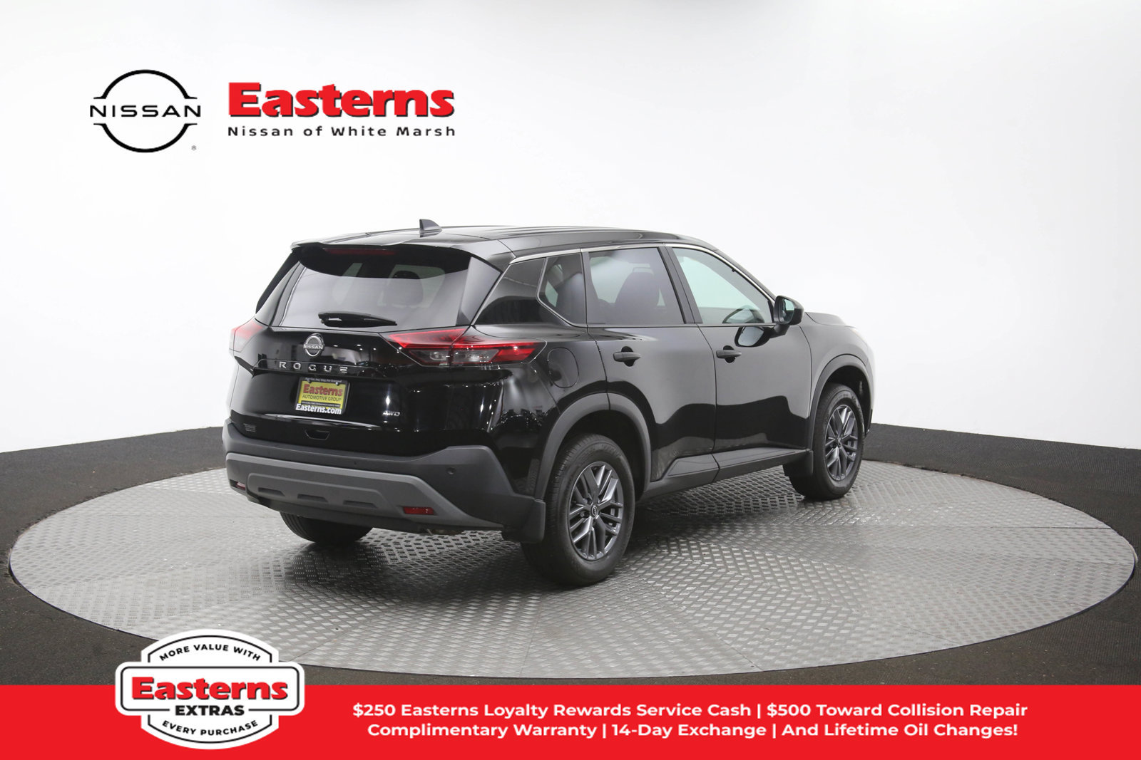 Used 2023 Nissan Rogue S AWD/4WD image 37