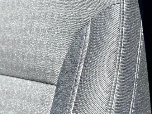 Used 2024 GMC Sierra 1500 Elevation image 24