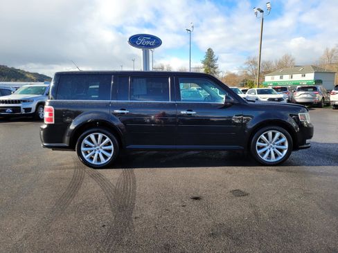 Used 2017 Ford Flex SEL w/ Equipment Group 202A image 4