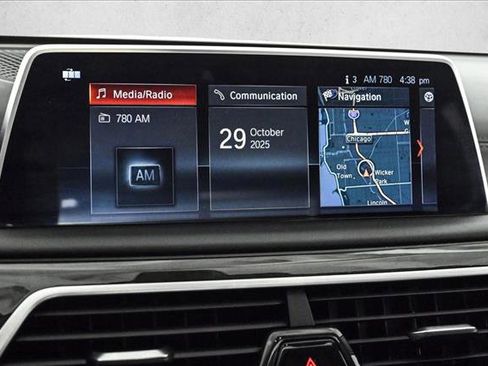 Used 2018 BMW 740i xDrive image 15