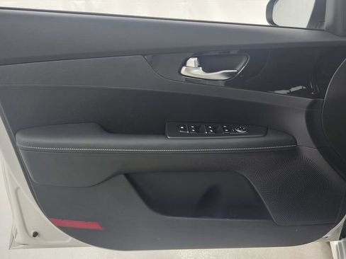 Used 2023 Kia Forte GT-Line FWD image 17