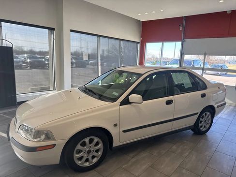Used 2001 Volvo S40 FWD image 7