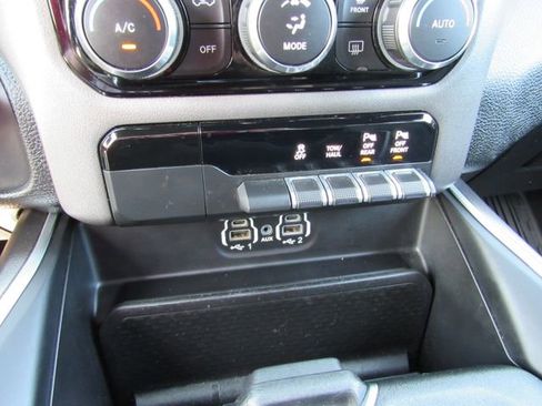 Used 2021 RAM 1500 Big Horn AWD/4WD image 23